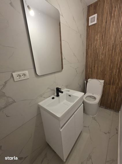 Apartament cu 3 camere în Vitan