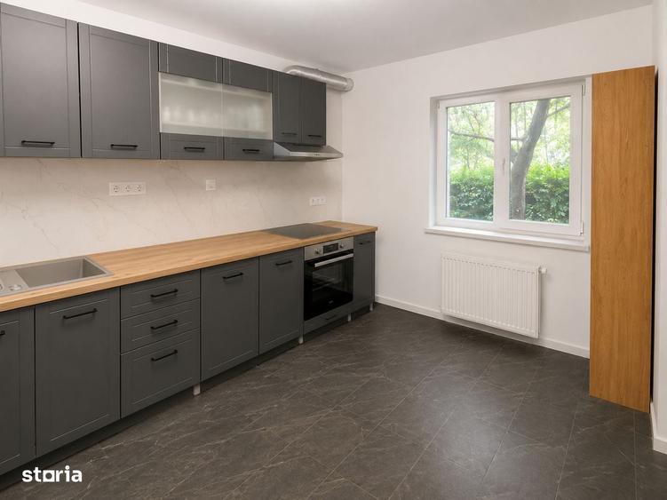 Apartament cu 3 camere decomandat în Ciupercenii Noi