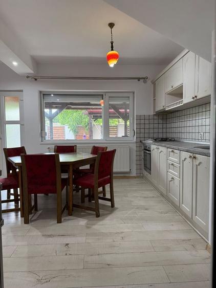 Apartament cu 3 camere semidecomandat în Freidorf
