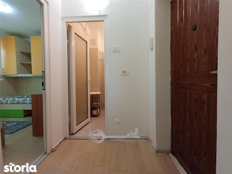 Apartament cu 2 camere decomandat, mobilat în Mircea cel Bătrân
