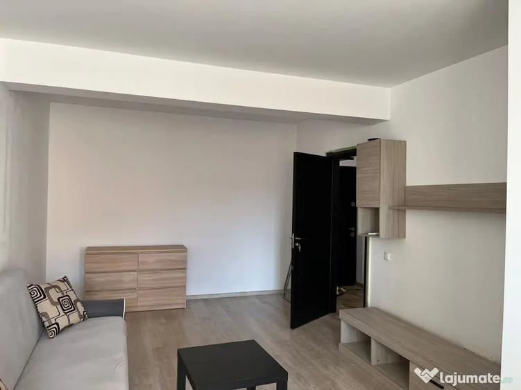 Apartament cu 2 camere decomandat în Ozana