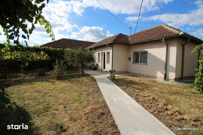 Casă cu 2 camere cu Teren 350 Mp în Steaua