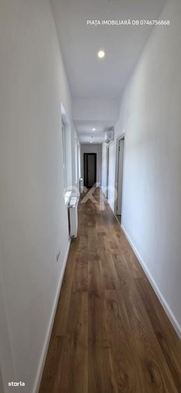 Casă cu 4 camere decomandat în Central