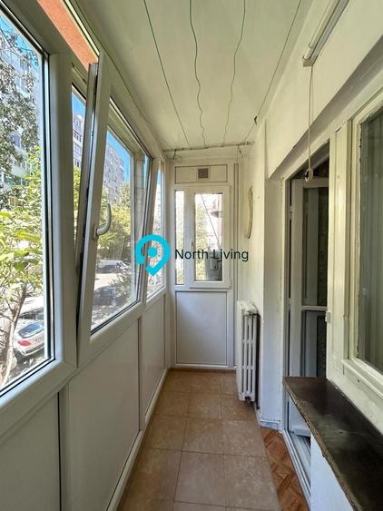Apartament cu 3 camere decomandat, mobilat în Ozana