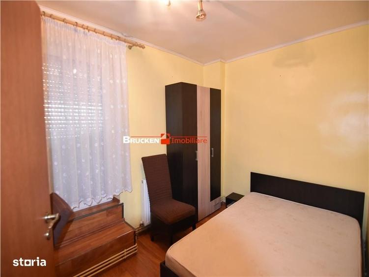 Apartament cu 3 camere decomandat în Sud