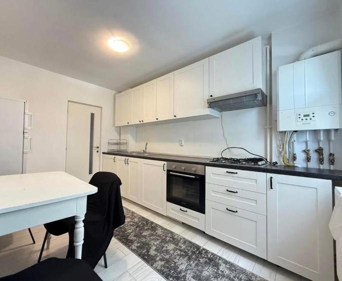 Apartament 4 camere de închiriat | Zona Tolstoi |Parcare | 400 €/lună - 1