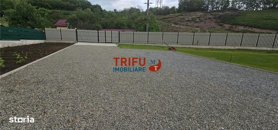 Casă cu 1 camere cu Teren 1335 Mp în Ampoița