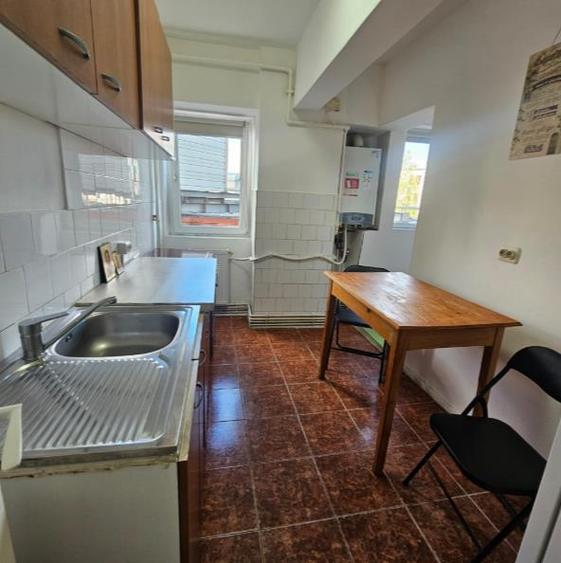 Exclusiv! Apartament 2 camere decomandat, etajul 2, Grivitei - 5
