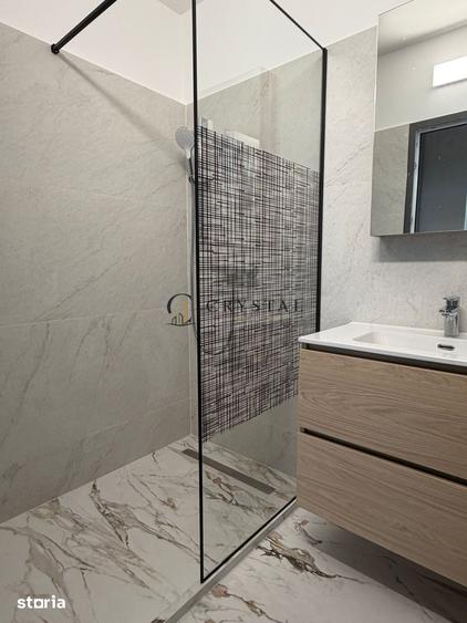 Apartament cu 4 camere decomandat în Iosia
