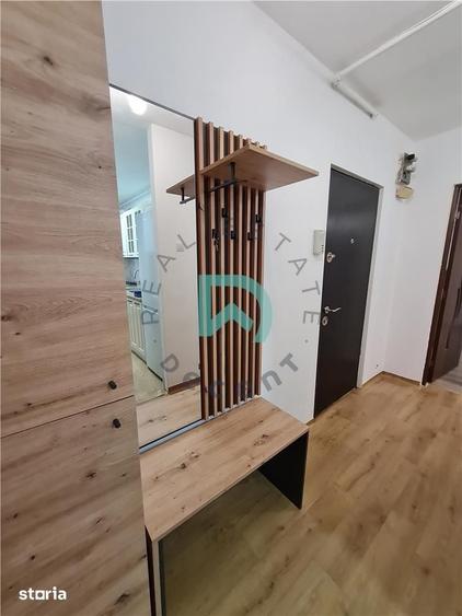 Apartament cu 2 camere decomandat în Valea Cetății
