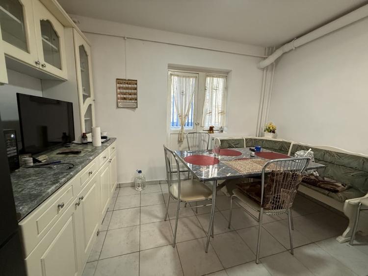 Apartament spatios, 3 camere, decomandat, 82 mp, parter - Lipovei - 5