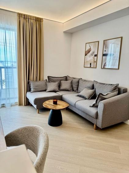 Apartament cu 3 camere decomandat, mobilat în Aviației