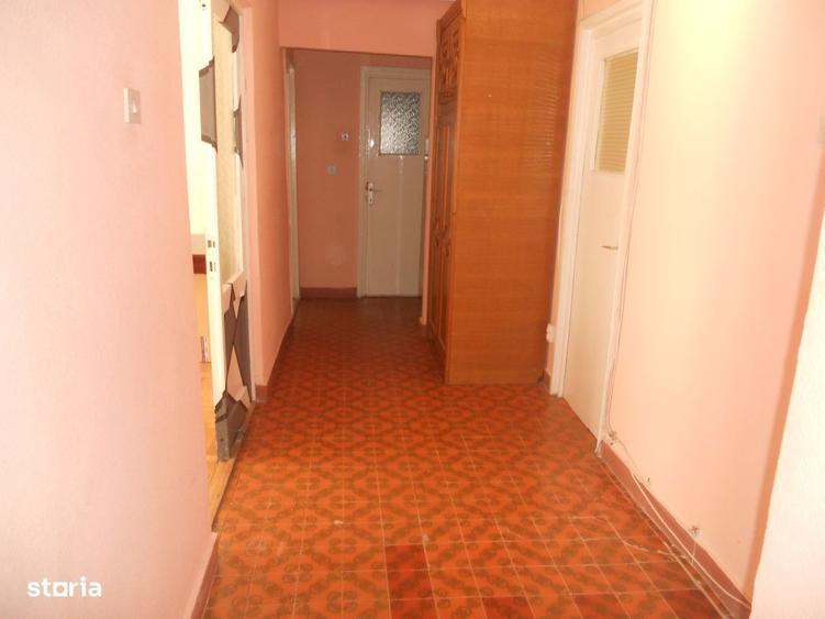 Apartament cu 4 camere în Central