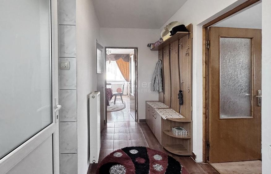 Apartament cu 3 camere decomandat, mobilat în Astra