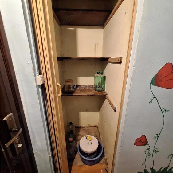 Apartament cu 2 camere decomandat, mobilat în Central
