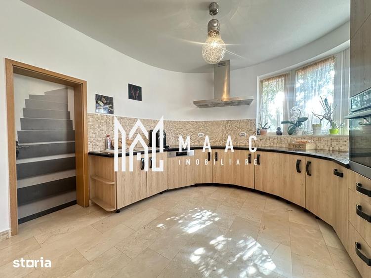 Casă cu 8 camere cu Teren 608 Mp în Sub Arini