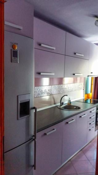 Apartament cu 2 camere decomandat în Vasile Aaron