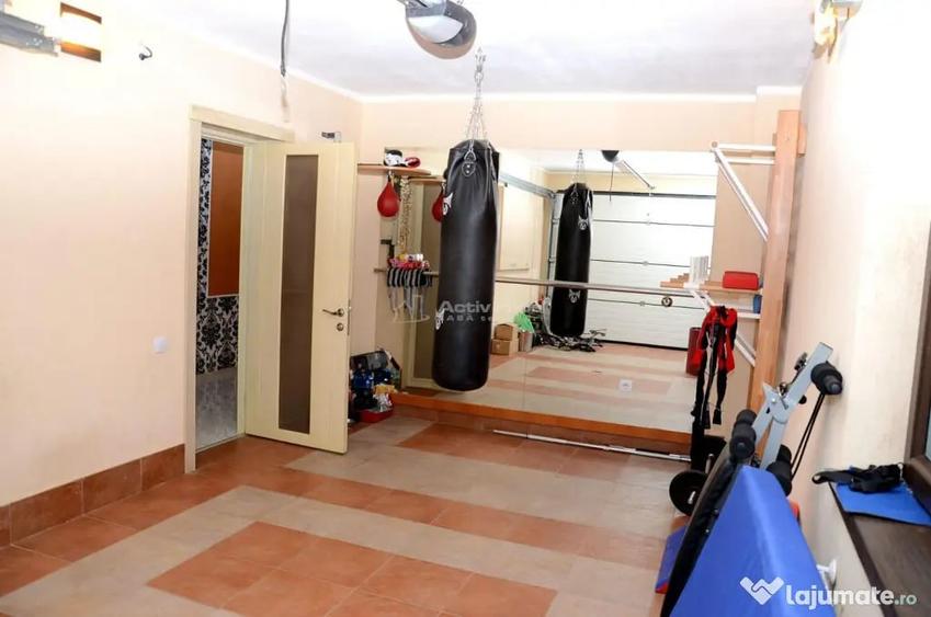 Casă cu 4 camere cu Teren 500 Mp în Micro 17