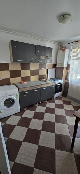 Garsonieră decomandată în Drumul Carului