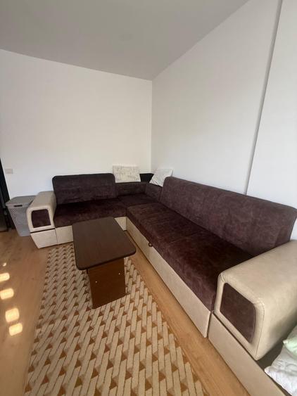 Apartament cu 2 camere decomandat în Apărătorii Patriei