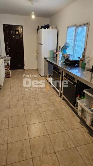 Apartament cu 3 camere nedecomandat, mobilat în Giulești Sârbi