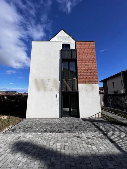 Duplex cu 5 camere cu Canalizare în Someșeni