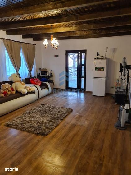Casă cu 2 camere cu Teren 1700 Mp în Călugăreni