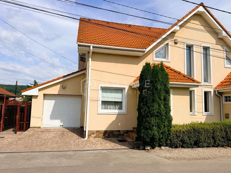 Casă individuală cu 4 camere cu Canalizare în Unirii