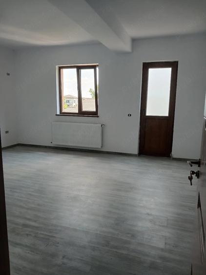 Casă cu Teren 120 Mp în Haliu
