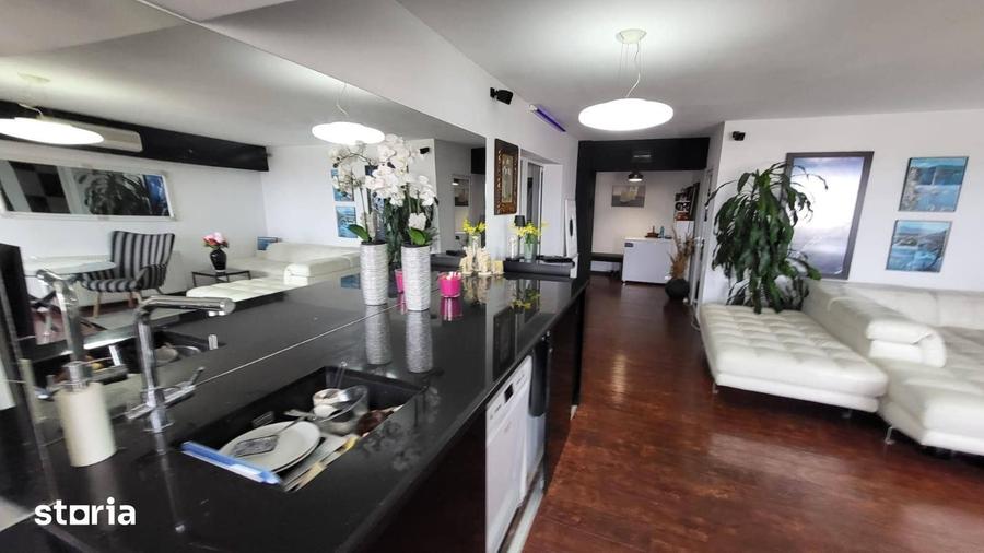 Apartament cu 3 camere în Ultracentral