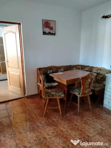 Apartament cu 2 camere semidecomandat în Exterior Vest