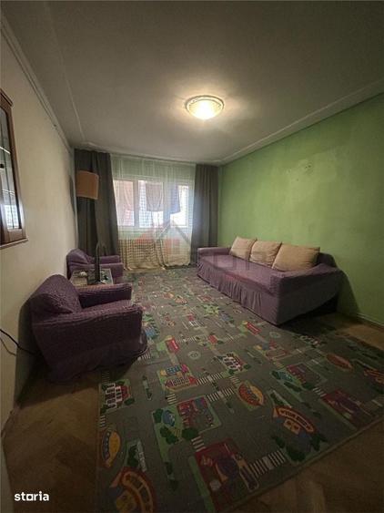 Apartament cu 3 camere decomandat în Alexandru cel Bun