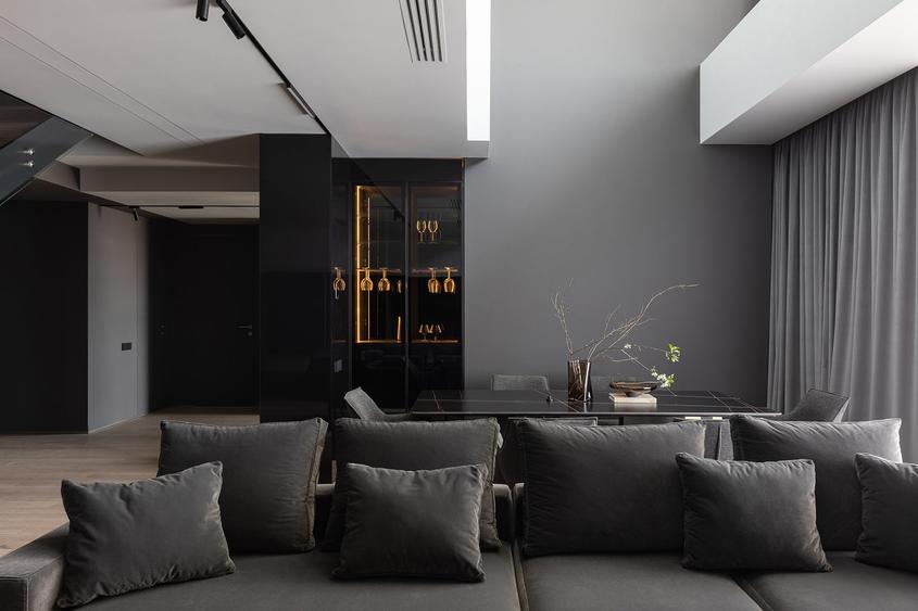Penthouse cu 4 camere, mobilat în Floreasca