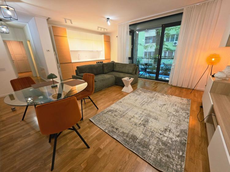 Apartament cu 2 camere decomandat în Timpuri Noi