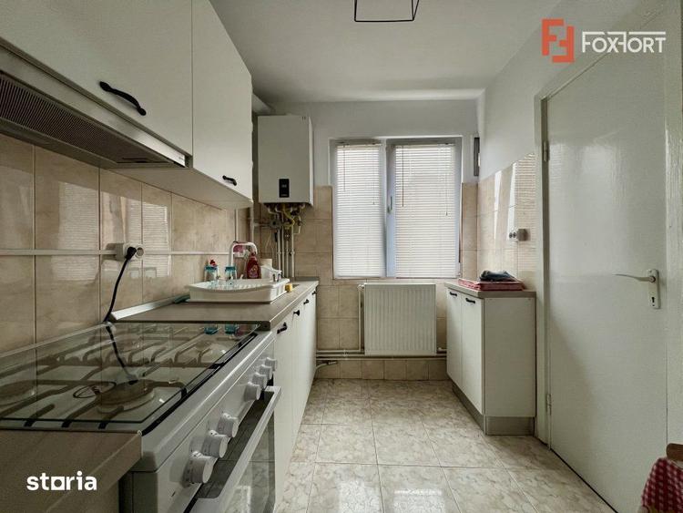 Apartament cu 2 camere semidecomandat, mobilat în Olimpia-Stadion