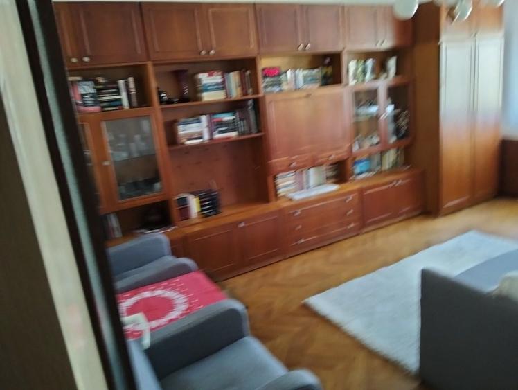 Vand apartament 3 camere PB et.3/4 str.Sovata, Rogerius. - 2