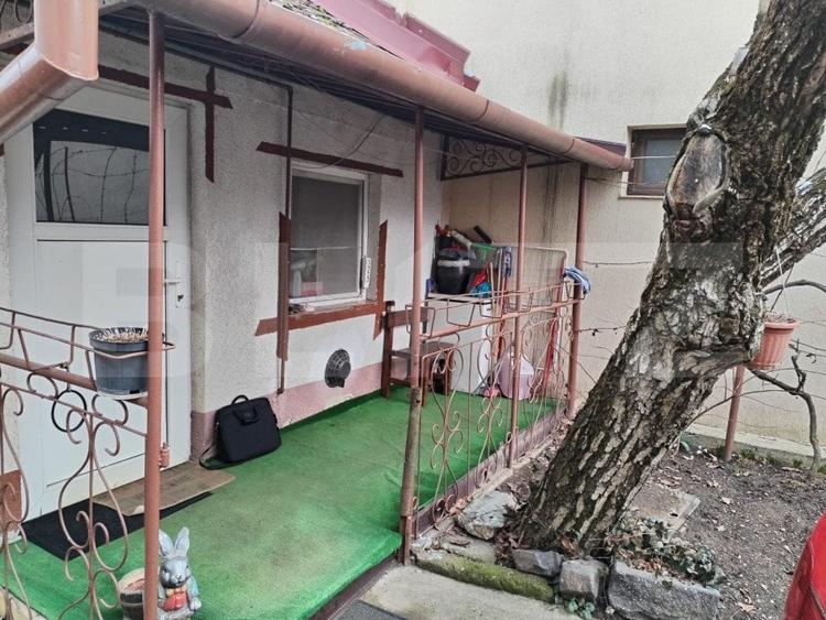 Spațiu comercial, de 320 mp, în Cloșca