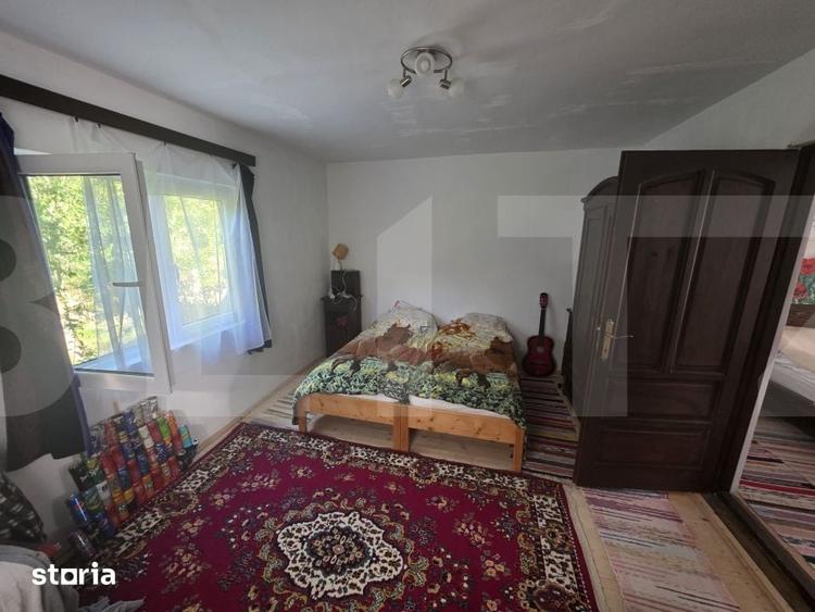 Casă cu 3 camere cu Teren 1957 Mp în Bita