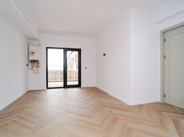 Apartament cu 3 camere decomandat, mobilat în Galata