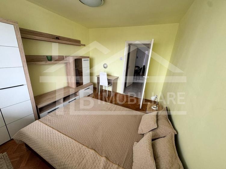 Apartament cu 3 camere decomandat, mobilat în Cornișa