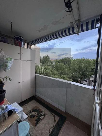 Apartament cu 2 camere semidecomandat, mobilat în Alexandru Obregia