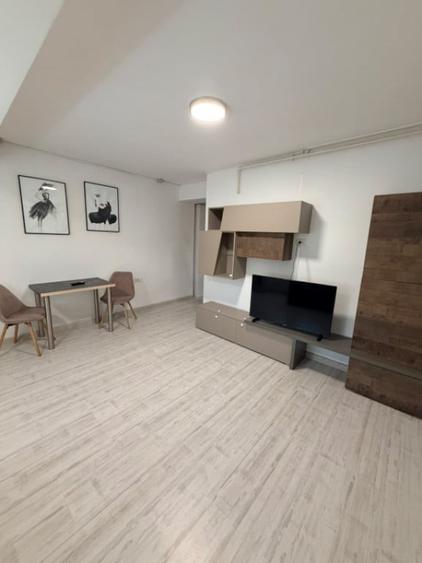 Apartament 2 camere de vanzare vizavi de VIVO Mall 52,8 - 5
