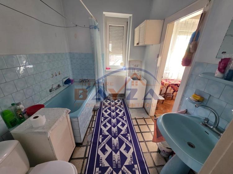 Apartament cu 3 camere decomandat în Orașul Vechi