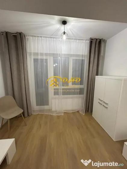 Apartament cu 2 camere decomandat în Vișani