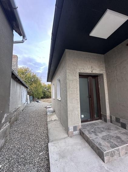 Casă cu 3 camere în Central