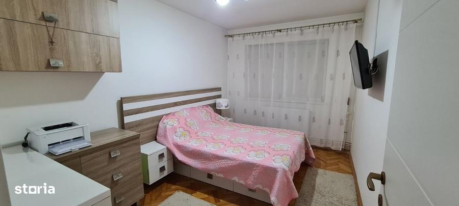 Apartament cu 3 camere, balcon ?i garaj in Manastur - 1