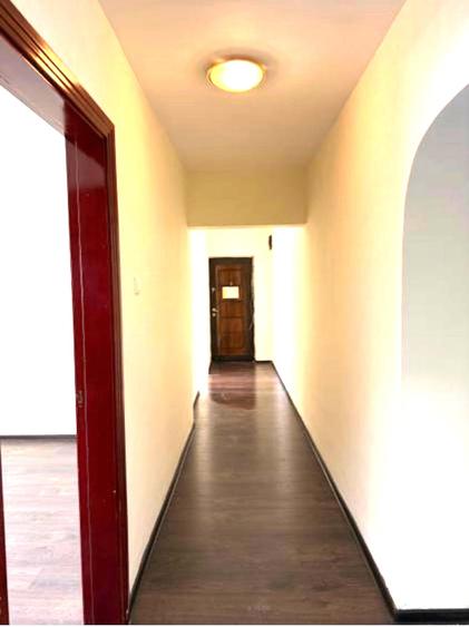 Apartament cu 4 camere decomandat în Unirii