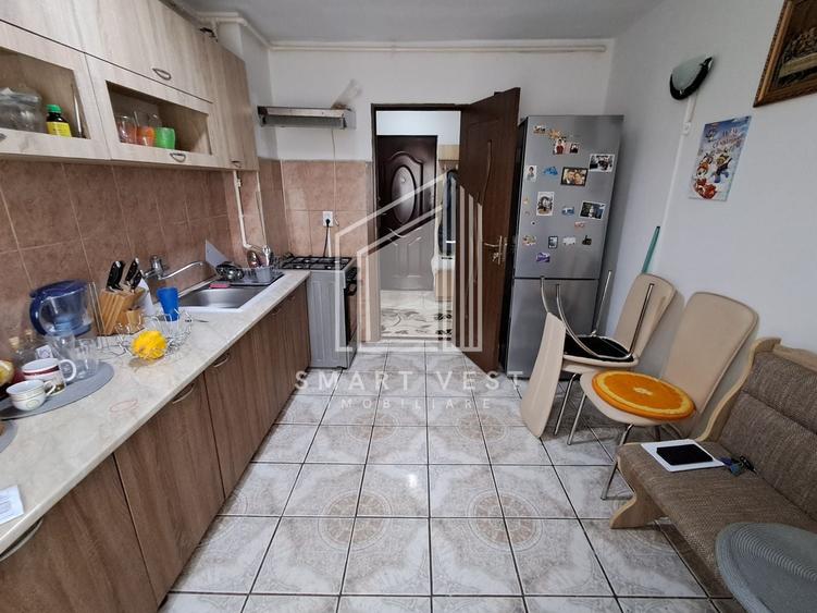 Apartament cu 2 camere decomandat, mobilat în Soarelui