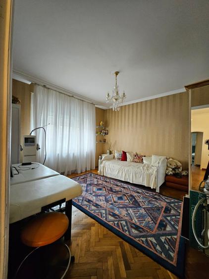 Apartament cu 5 camere, mobilat în Iancului