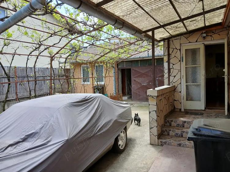 Casă cu 2 camere cu Teren 281 Mp în Turda